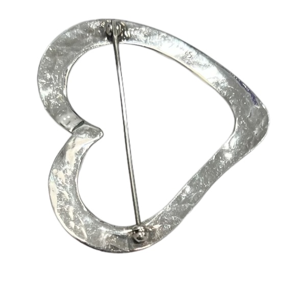 VINTAGE STERLING SILVER OPEN HEART BROOCH - Picture 13 of 15